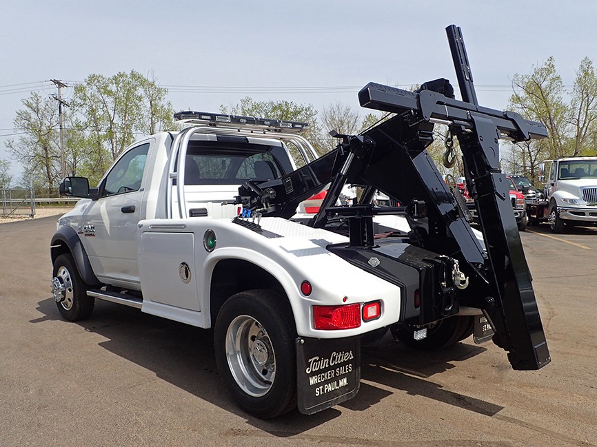 how to start a towing truck company