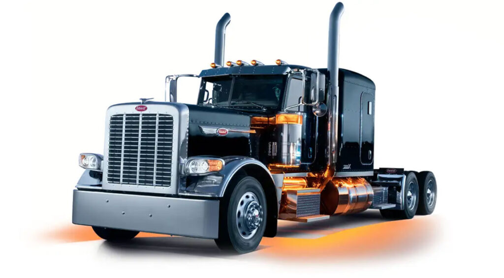 Peterbilt-vs-Scania-Trucks