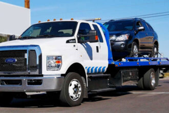 Tow-Truck-Business-Accessories-You-Need-To-Succeed