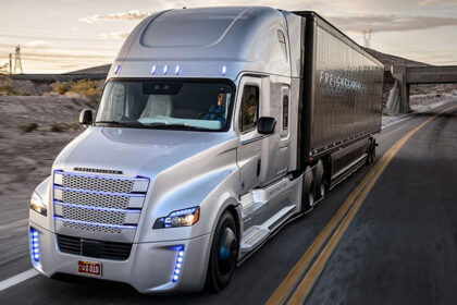 Freightliner-Trucks-Review